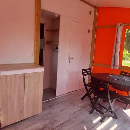 Campsite Le Clos De 3*