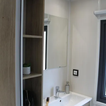 Thp - Camping Le Clos De