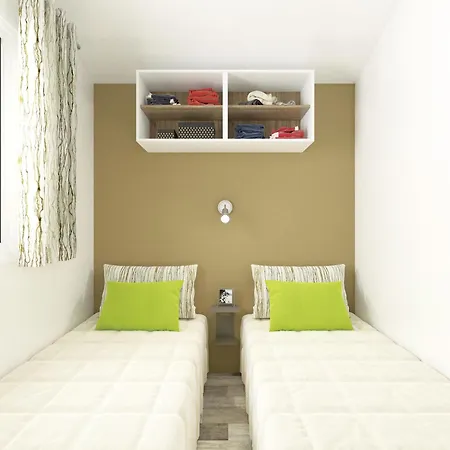 Le Clos De 3*