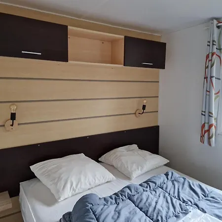 Thp - Camping Le Clos De 3* Balleroy