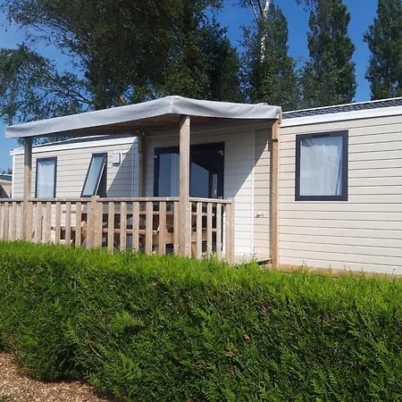 Kamp alanı Le Clos De 3*
