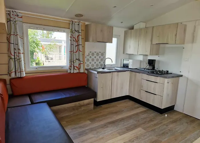 Κάμπινγκ Le Clos De 3*